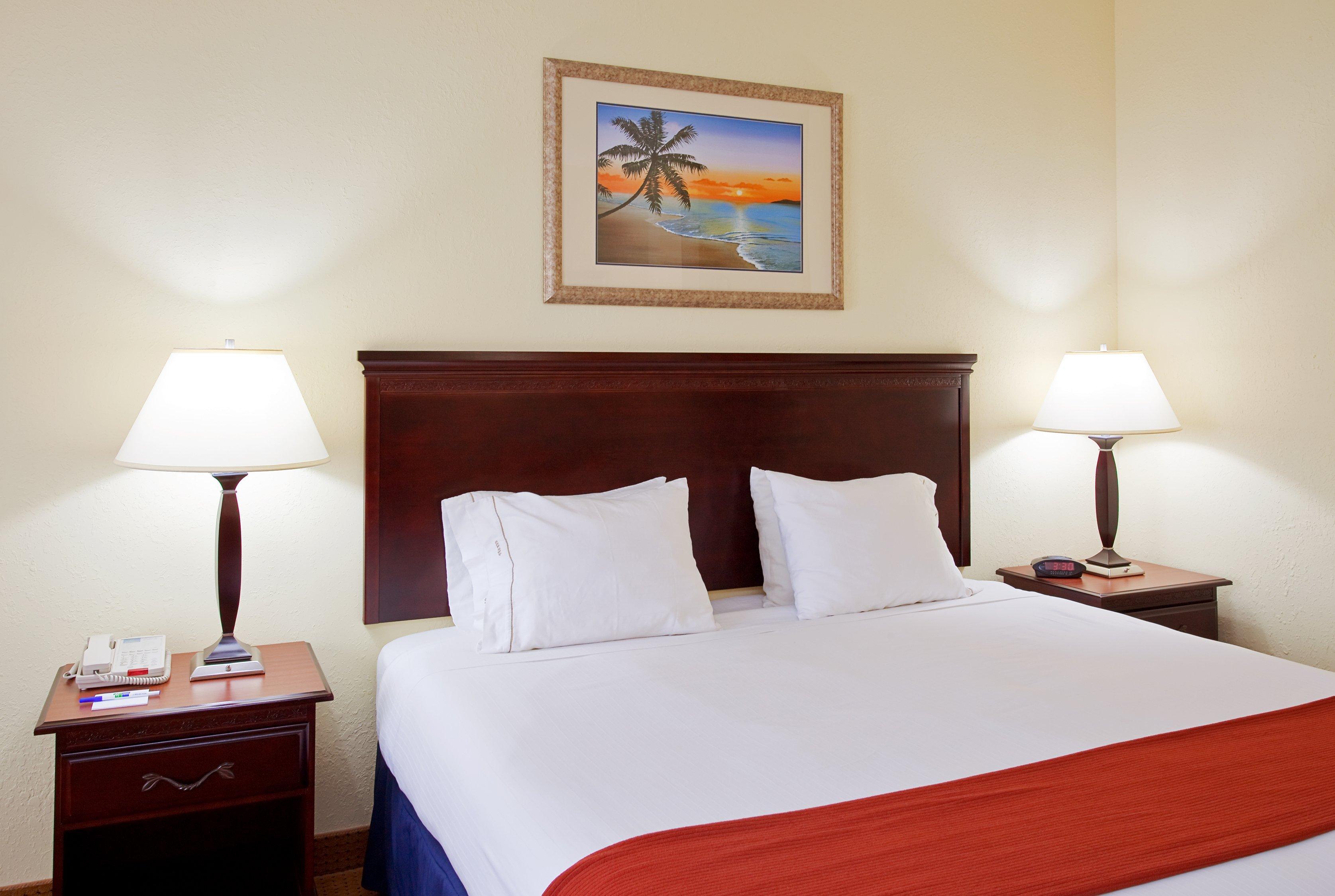 Holiday Inn Express Hotel & Suites Panama City-Tyndall Exterior photo