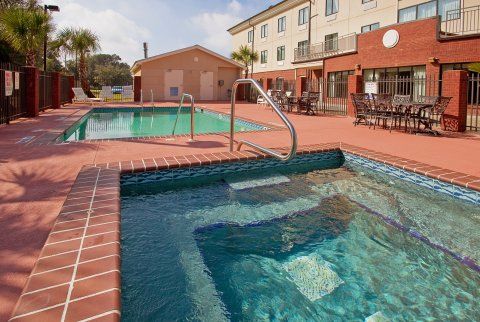 Holiday Inn Express Hotel & Suites Panama City-Tyndall Facilities photo